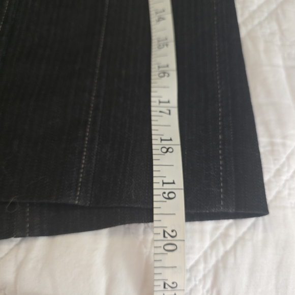 Ann Taylor LOFT Black Pencil Skirt Side Zipper Size 0 - Picture 8 of 9